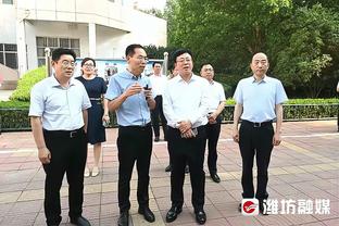 布克：在我那个年代得70分很难 现在每个人都做到了